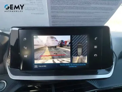 Photo 18 Peugeot 208  PureTech 100 S&S EAT8