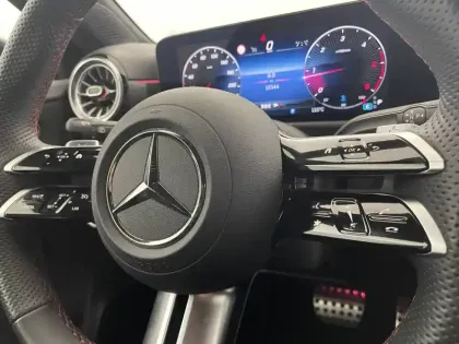 Photo 23 Mercedes Classe A  200 d 8G-DCT