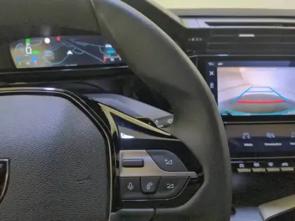 Photo 18 Peugeot 308  PHEV 180 e-EAT8