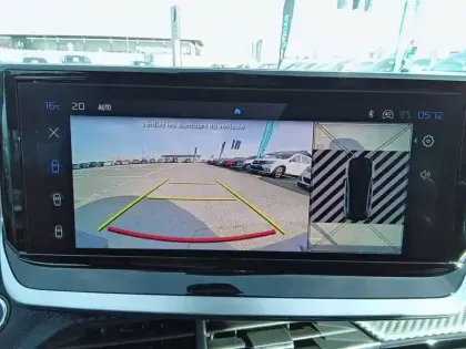 Photo 31 Peugeot 208  Electrique 50 kWh 136ch