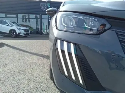 Photo 32 Peugeot 208  Electrique 50 kWh 136ch