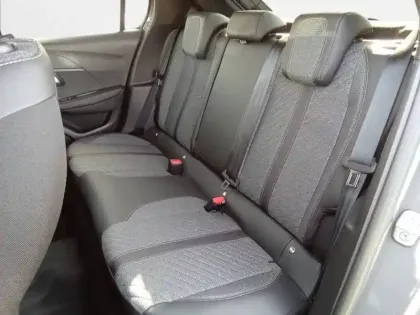 Photo 29 Peugeot 208  Electrique 50 kWh 136ch