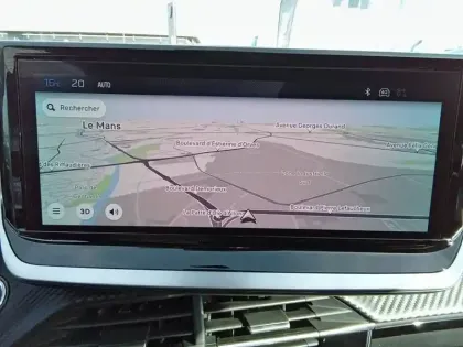 Photo 12 Peugeot 208  Electrique 50 kWh 136ch