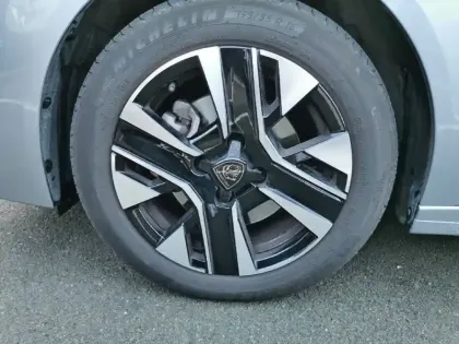 Photo 32 Peugeot 208  Electrique 50 kWh 136ch