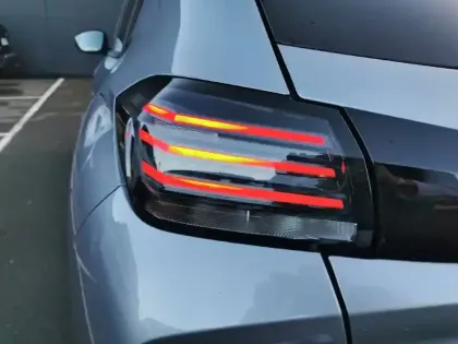 Photo 39 Peugeot 208  Electrique 50 kWh 136ch