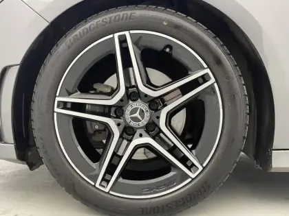 Photo 17 Mercedes Classe B  180 7G-DCT