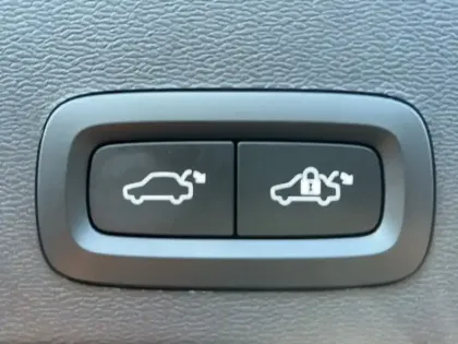 Photo 8 Volvo Xc40  B3 163 ch DCT7