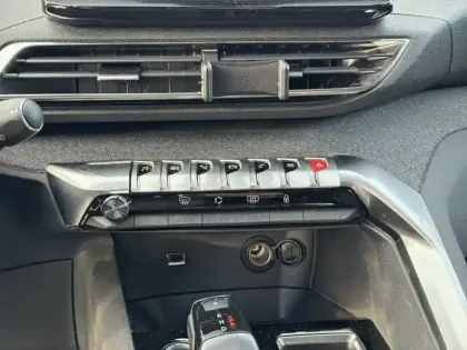 Photo 14 Peugeot 5008  BlueHDi 130ch S&S EAT8