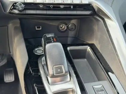 Photo 13 Peugeot 5008  BlueHDi 130ch S&S EAT8