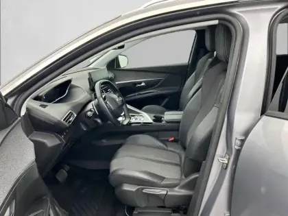 Photo 31 Peugeot 5008  BlueHDi 130ch S&S EAT8