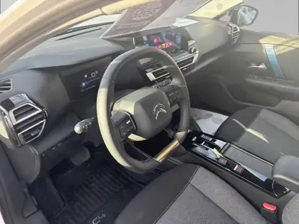 Photo 7 Citroën C4 e- 136 ch Automatique