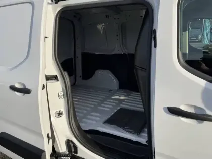 Photo 17 Peugeot Partner  FOURGON M 650 KG BLUEHDI 100 S&S BVM6