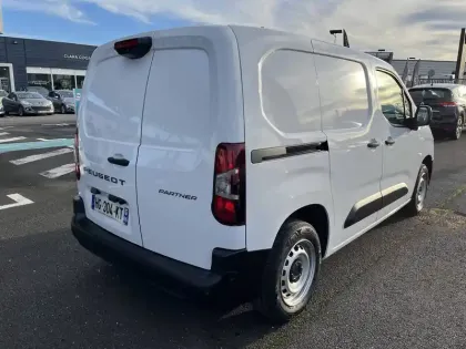 Photo 4 Peugeot Partner  FOURGON M 650 KG BLUEHDI 100 S&S BVM6