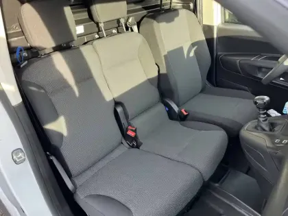 Photo 16 Peugeot Partner  FOURGON M 650 KG BLUEHDI 100 S&S BVM6