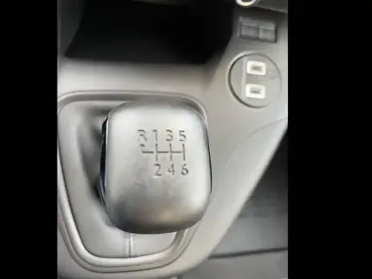 Photo 25 Peugeot Partner  FOURGON M 650 KG BLUEHDI 100 S&S BVM6