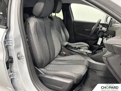 Photo 16 Peugeot 208  Hybrid 110 e-DCS6