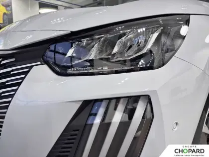 Photo 8 Peugeot 208  Hybrid 110 e-DCS6