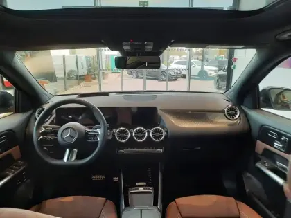 Photo 7 Mercedes GLA  250 e Hybrid EQ 8G-DCT