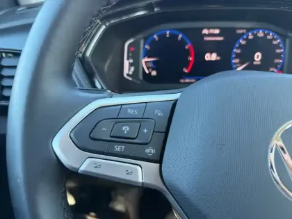 Photo 17 Volkswagen T-cross  1.0 TSI 110 Start/Stop BVM6