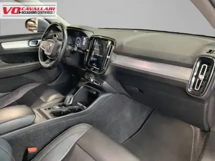 Photo 11 Volvo Xc40  T3 163 ch Geartronic 8