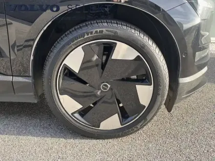 Photo 15 Volvo Ex30  Single Extended Range 272 ch 1EDT