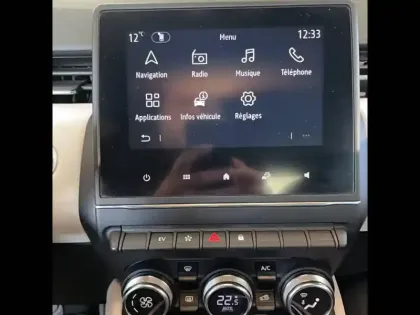 Photo 19 Renault Clio  E-Tech 140