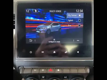 Photo 21 Renault Clio  E-Tech 140