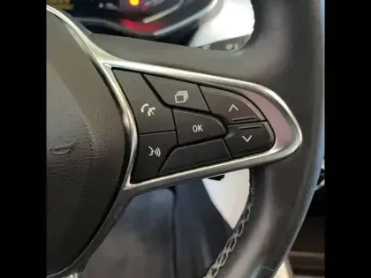 Photo 17 Renault Clio  E-Tech 140