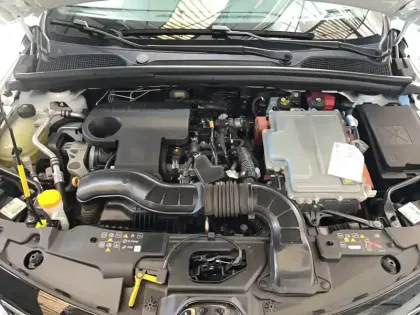 Photo 24 Renault Clio  E-Tech 140