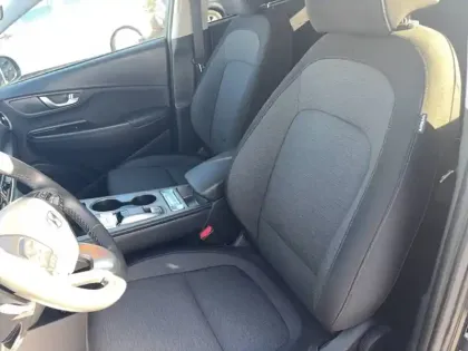 Photo 7 Hyundai Kona  Electrique 39 kWh - 136 ch