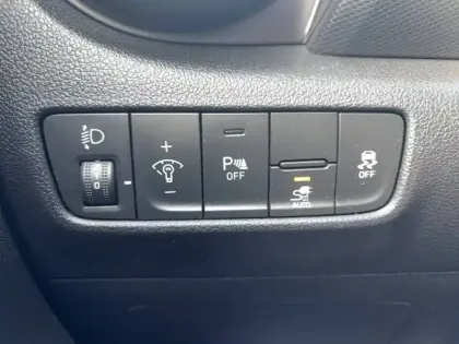 Photo 11 Hyundai Kona  Electrique 39 kWh - 136 ch