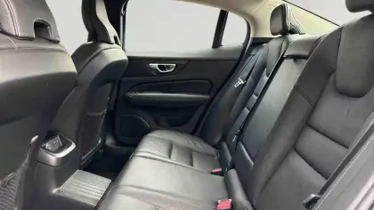 Photo 63 Volvo S60  T6 Twin Engine 253 + 87 ch Geartronic 8