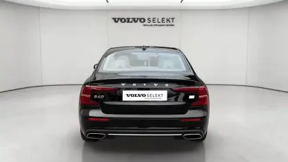 Photo 3 Volvo S60  T6 Twin Engine 253 + 87 ch Geartronic 8