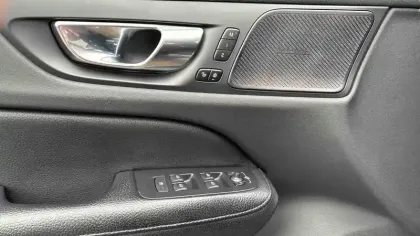 Photo 13 Volvo S60  T6 Twin Engine 253 + 87 ch Geartronic 8