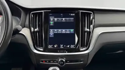 Photo 83 Volvo S60  T6 Twin Engine 253 + 87 ch Geartronic 8