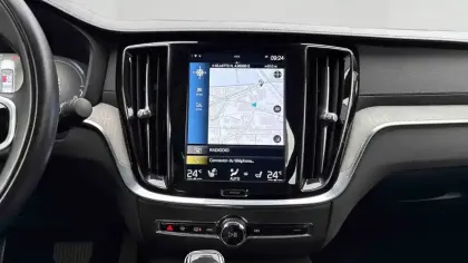 Photo 12 Volvo S60  T6 Twin Engine 253 + 87 ch Geartronic 8