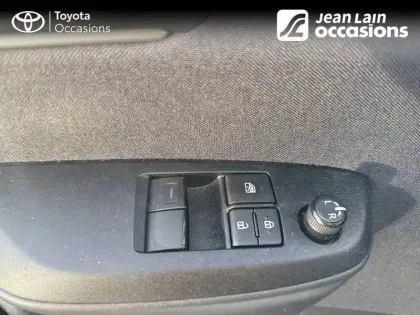 Photo 29 Toyota Yaris  Hybride 116h
