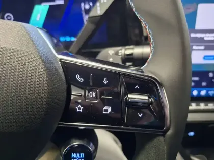 Photo 36 Renault Rafale  E-Tech full hybrid 200