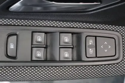 Photo 27 Dacia Sandero  ECO-G 100 - 22