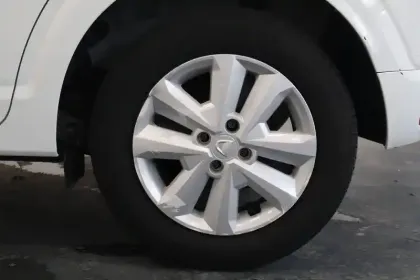 Photo 9 Dacia Sandero  ECO-G 100 - 22