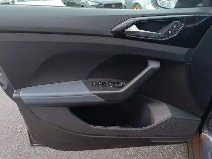 Photo 11 Volkswagen T-cross  1.0 TSI 115 Start/Stop DSG7