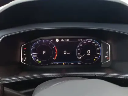 Photo 16 Volkswagen T-cross  1.0 TSI 115 Start/Stop DSG7