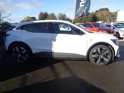 Photo 2 Renault Megane  E-Tech EV60 220 ch optimum charge
