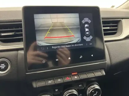 Photo 33 Renault Captur  TCe 140 EDC - 21