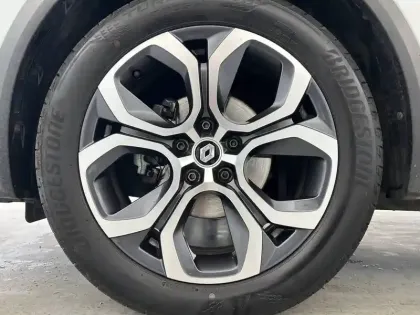 Photo 32 Renault Captur  TCe 140 EDC - 21