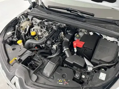 Photo 35 Renault Captur  TCe 140 EDC - 21