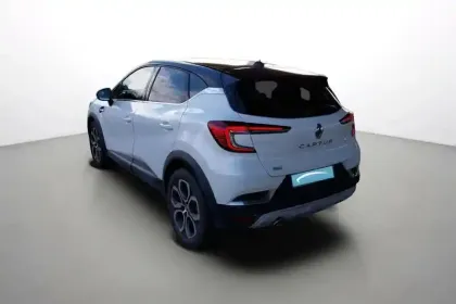 Photo 8 Renault Captur  TCe 140 EDC - 21