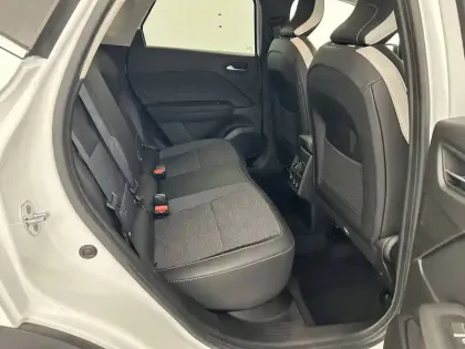 Photo 29 Renault Captur  TCe 140 EDC - 21