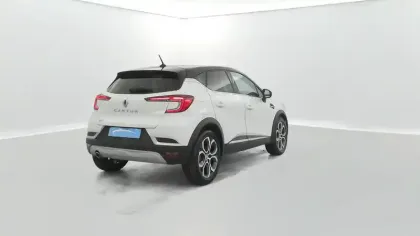 Photo 18 Renault Captur  TCe 140 EDC - 21