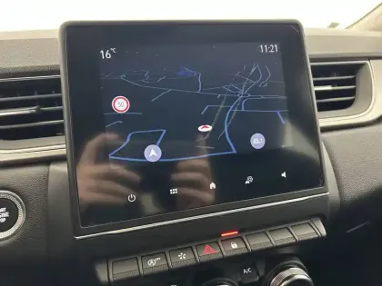 Photo 37 Renault Captur  TCe 140 EDC - 21